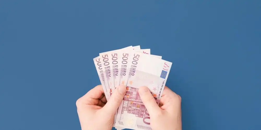 kerugian materil dan immateril